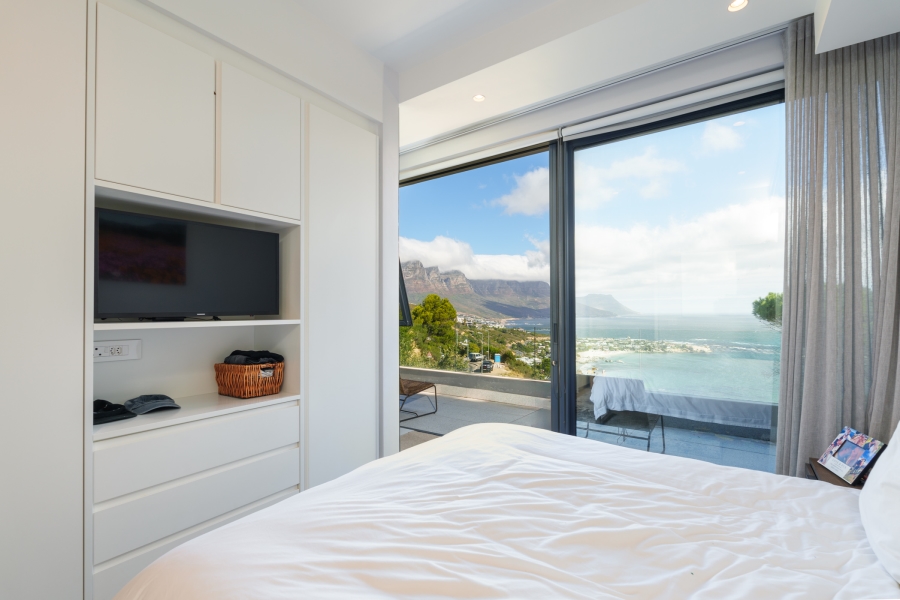 To Let 3 Bedroom Property for Rent in Clifton Western Cape